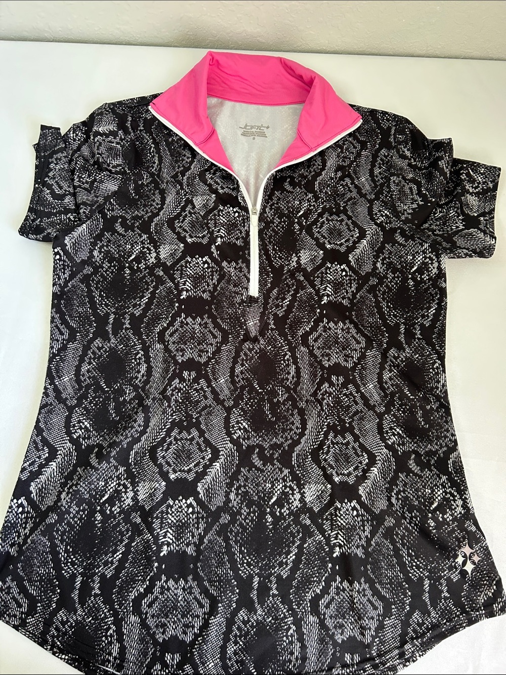 Jofit Women’s Golf Polo Shirt Short Sleeve Snake Print Pink Trim Size Small